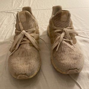 ADIDAS Women's ULTRABOOST DNA SHOES